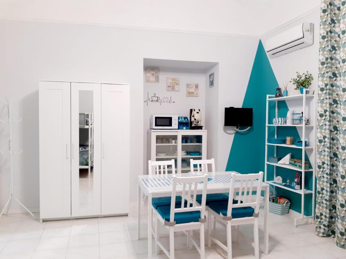 Dory'S Room Camera Nel Cuore Di Napoli Esterno foto
